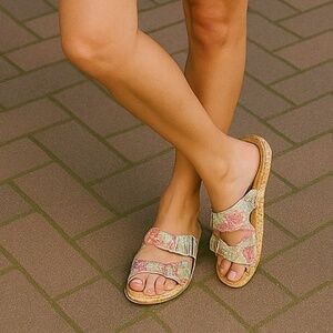 La Plume Italy Floral Leather Comfort Sandals Double Strap Slides Size 38